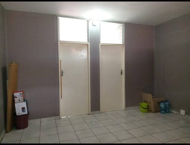 5 BEDROOM APARTMENT FOR SALE IN SUNNYSIDE